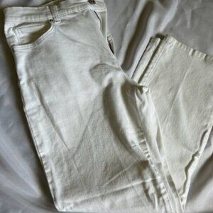 GLORIA VANDERBILT white jeans, size 12